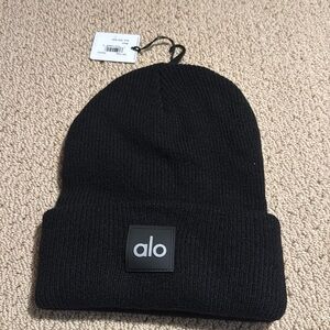 Alo yoga everyday beanie NWT Black